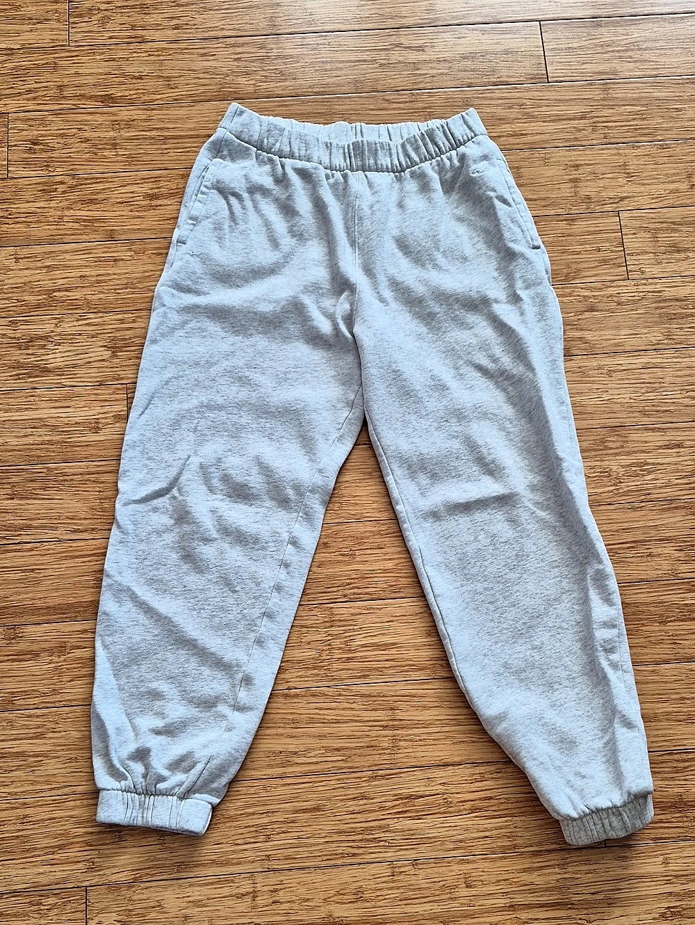 Hollister Feel Good Baggy Sweatpants Gray Small